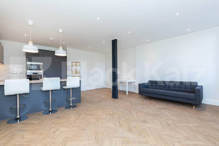 Stunning Modern One-Bedroom Apartment | Prime Finsbury Park Location Seven Sisters Road, Finsbury Park